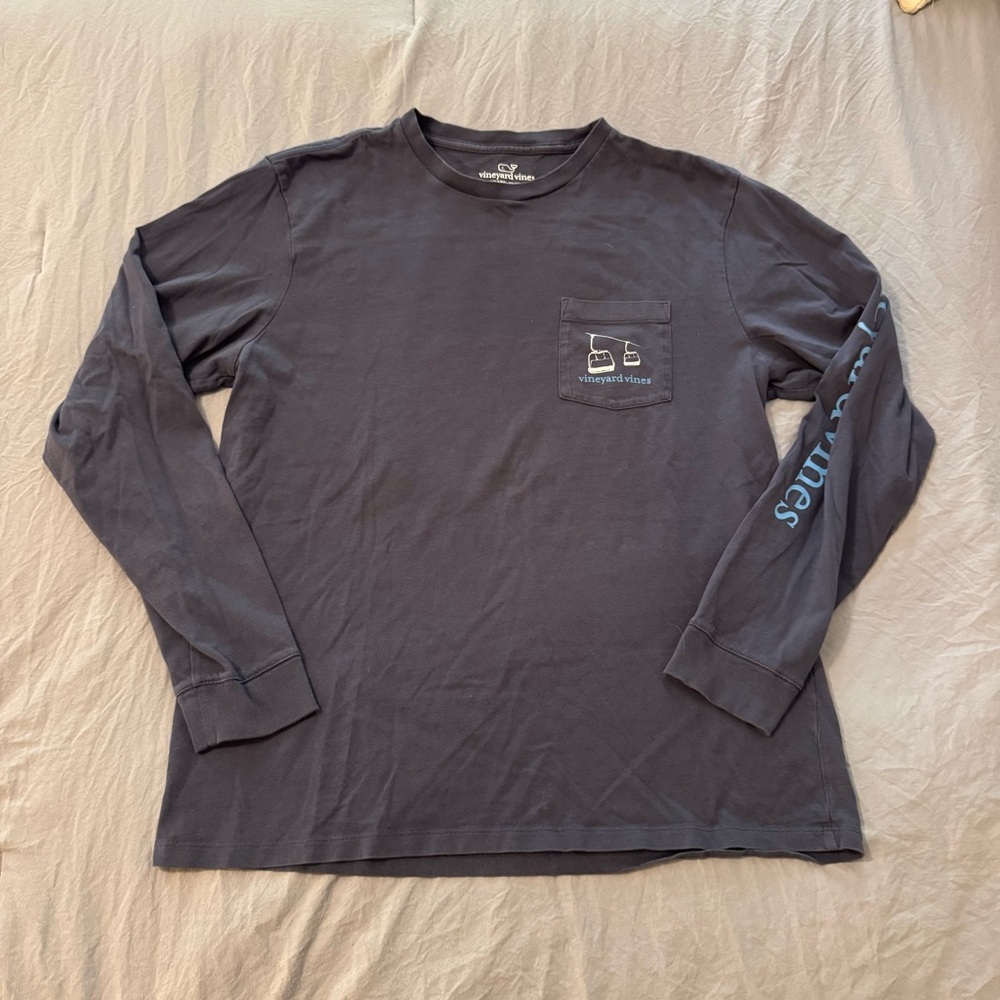 Vineyard Vines Long Sleeve Pocket Tee Shirt‎ Men's Medium Whale Ski Lifts